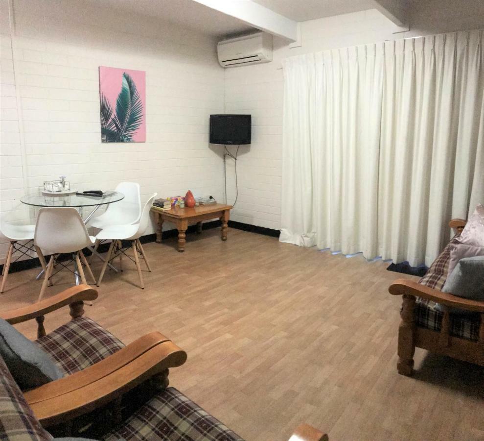 Kon Tiki Apartments Batemans Bay Exterior photo