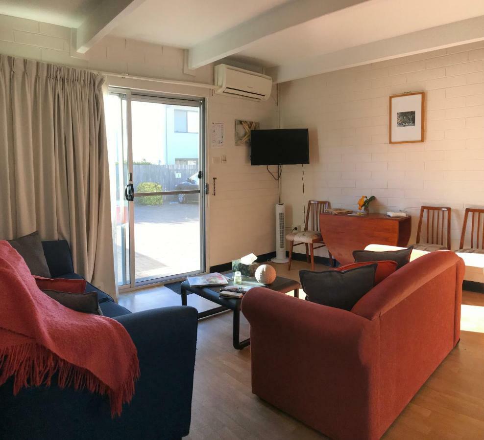Kon Tiki Apartments Batemans Bay Exterior photo